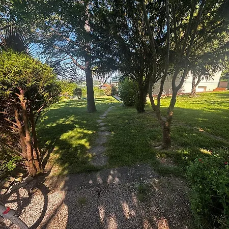 Appartement Calme Avec Jardin Privatif Auch